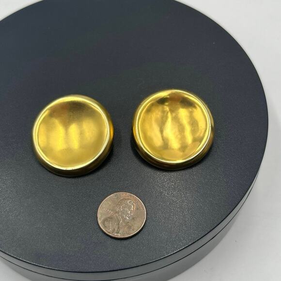 Robert Lee Morris Designer Signed Vintage Gold Tone Round Dome Clip-On Earrings - Picture 2 of 15